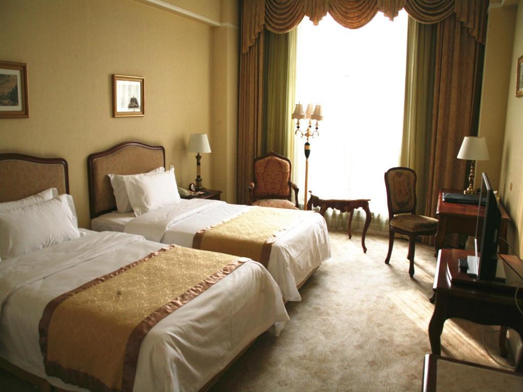 Beijing Chateau Laffitte Hotel Zimmer foto